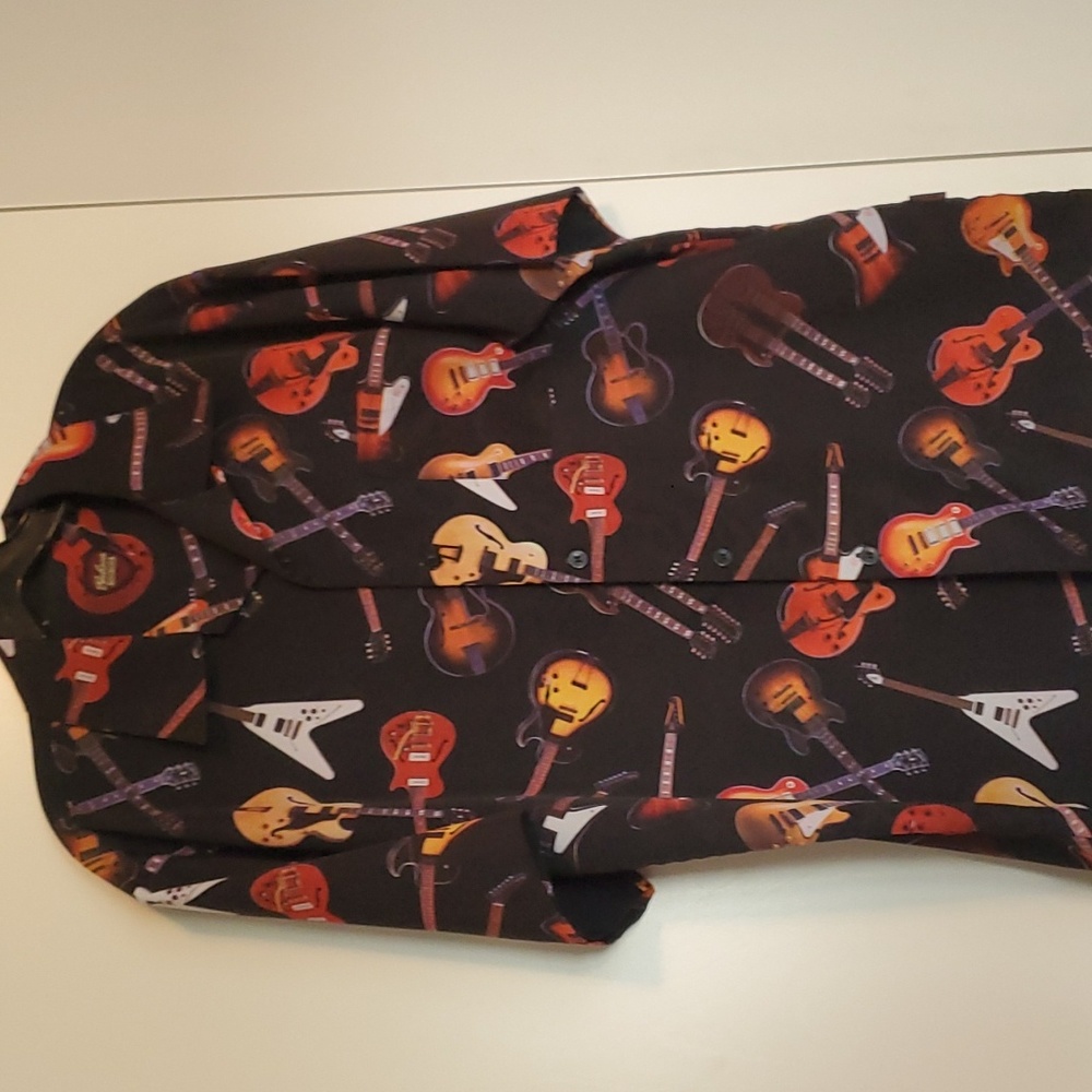Gibson Tour Wear Guitar button up